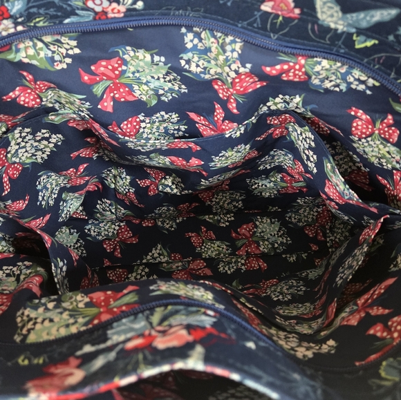 Vera Bradley Vera Tote Bag Rose Toile - Picture 7 of 16